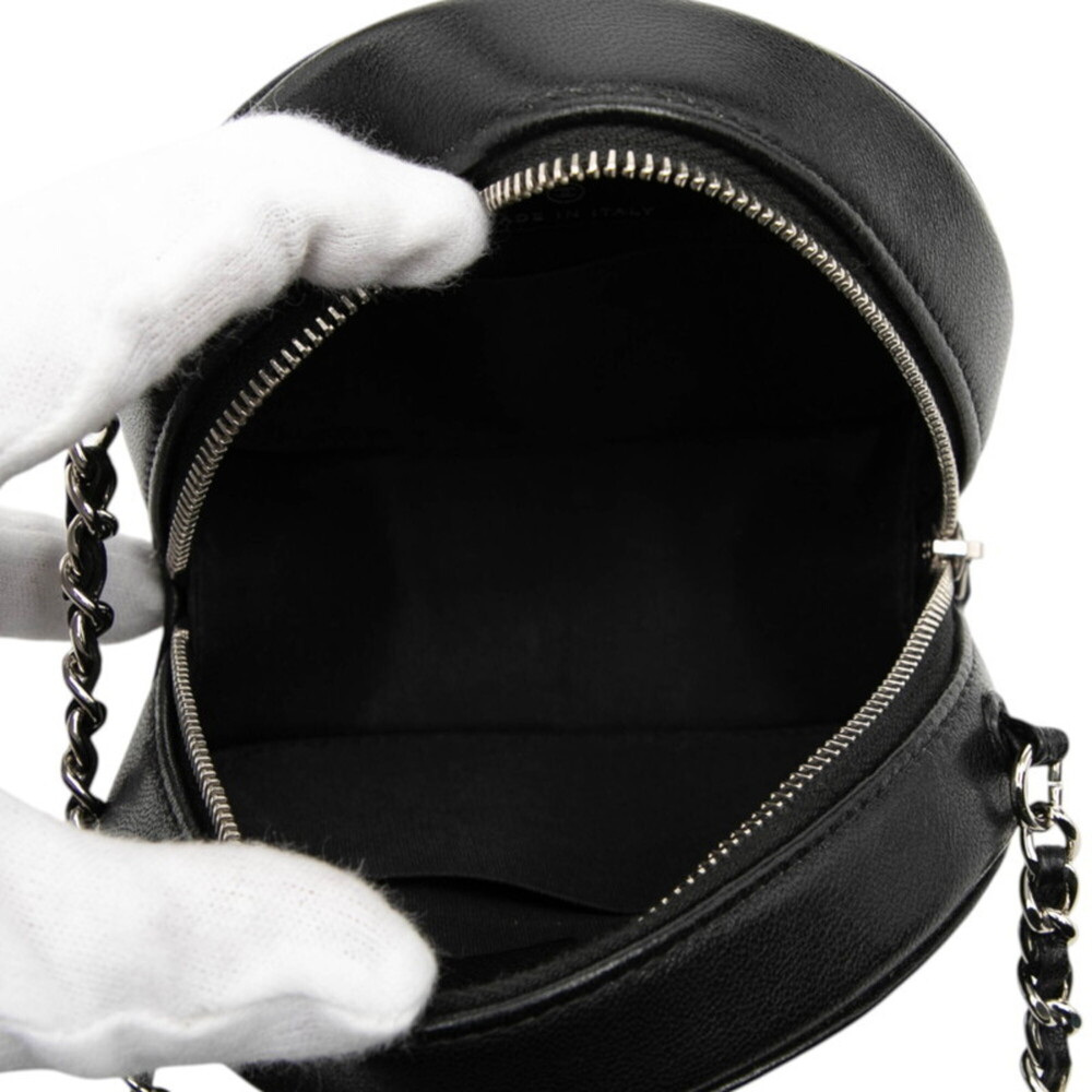 CHANEL Black Lambskin Leather Pochette Shoulder Bag - Picture 4 of 6